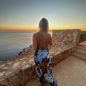 12th Tribe Floral Midi Dress